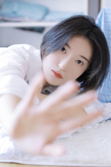 女主快穿到各个世界做小三